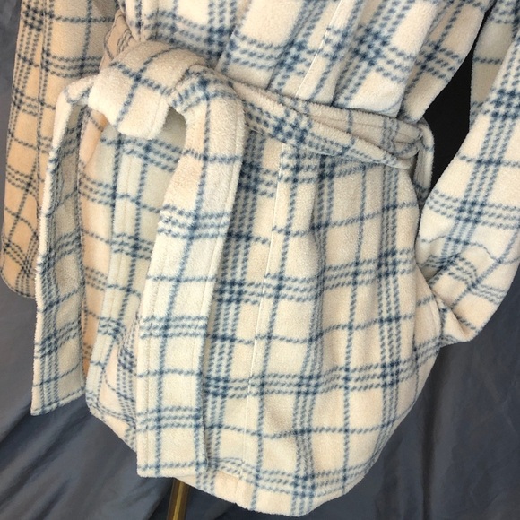Moda Plaid Teddy Jacket with Belt - Picture 10 of 16